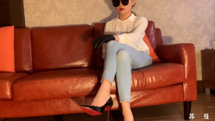 【苏曼】吻脚崇拜30分 YC-211220-6