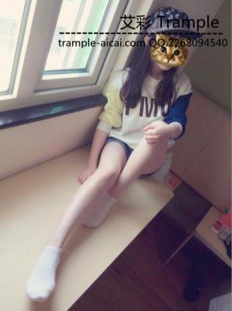 【萌萌】必杀技-臭脚 压杀