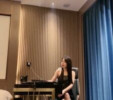 【简一】白领下班玩弄狗老板 bf21024