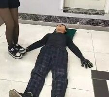 【疯狂浪子】素人全体重踩踏 bf23923