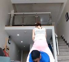 【多多】脚下的快乐-转胯.运动鞋全体重踩踏/掐肉/棉袜捂脸 bf29341