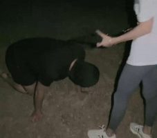 【尤黎】户外遛狗-车内恋足调【完整版】 bf31684