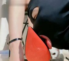 【罗宾】近距离高跟裸足闻舔 bf33108