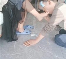 【嗯哼】品尝脚趾/裸足深喉/抽耳光/伺候沐足 JS2402013-5