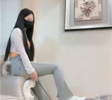 【桃幼幼】狂舔休闲板鞋/踢踹虐打/近距离恋足舔【完整版】 bf38263