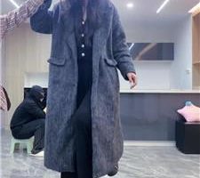 【麋鹿银儿】双S-素人模特-踩踏/揪耳朵/踩脖手捂窒息/踢踹/骑马 bf39053