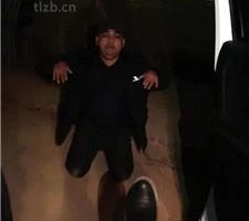 【芭蕾小妈】高跟女主户外遛狗-语言羞辱/舔泥巴脏鞋底/转胯 bf39175