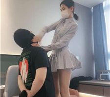 【虞姬】双S-素人大学生S-踩虐/鞭打/胯下辱/脚耳光/赏赐圣水 bf39749