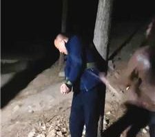 【芭蕾小妈】户外虐跟踪狂-捆绑树上暴揍【双视角版】 bf40232