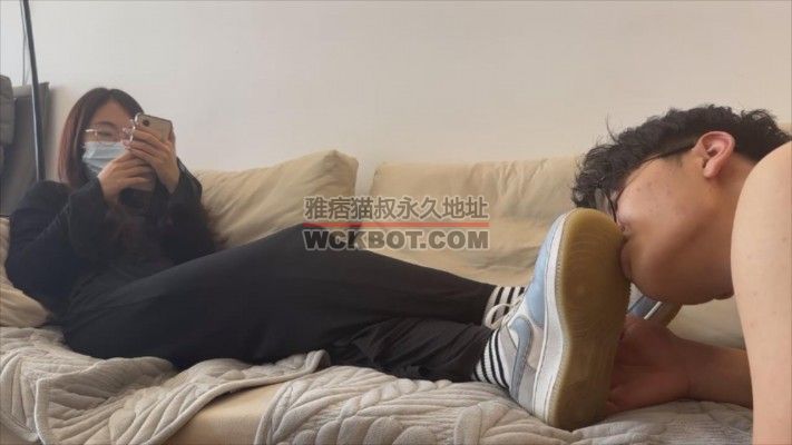 【无双sama】日常踩踏舔鞋底 YC-240511-3