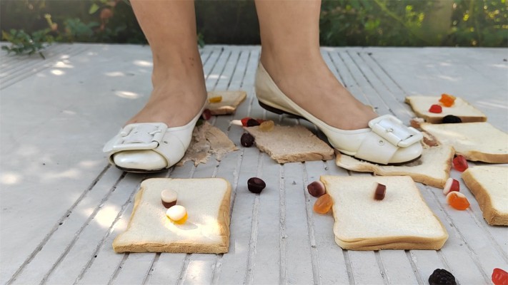 【大美】白色平底鞋踩QQ糖+吐司面包 YC-240727-4