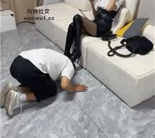 【酒鸽】暴力鞭打-骑马钻胯/靴底喂食 bf43914