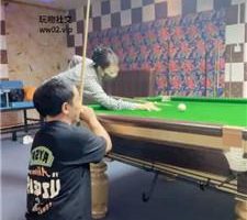 【喵主】桌球台公开处刑-黑丝高跟踩虐/狗链遛狗【完整版】 bf44681