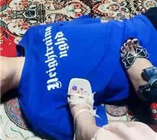 【芊芊】姐妹花踩虐废物脚垫【双视角版】 JS241023-43