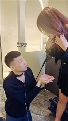 【苏苏】铆钉高跟踩/鞭打/吐口水/虐狗舌 bf48051