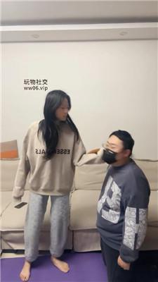 【埋汰】玉足蹂躏踩家奴 JS241210-32