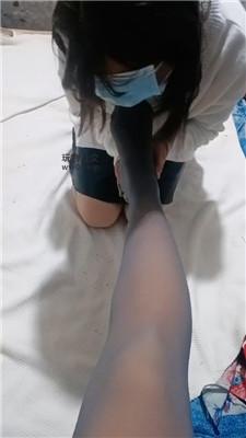 【伪娘和人妻】闻舔酸臭黑丝脚/赏赐圣水 JS250119-15
