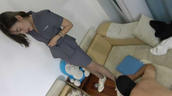 【彼岸花】小白鞋踩舌头，踩踏狗脸 YC-250218-7