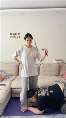 【埋汰】玉足踩虐猥琐教练 JS250304-47