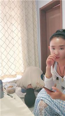 【鱼主】赏赐圣水-脚下卑微喂食 JS250509-3