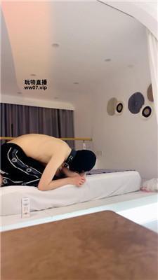 【卡莎女帝】白丝诱惑-坐脸虐乳骑狗背【双视角版】JS250509-46