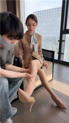 【冰冰】售楼小姐为业绩尝试做S调狗 bf53436