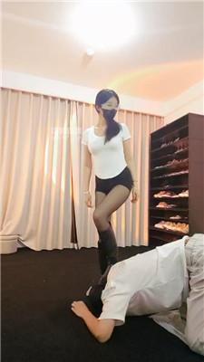 【梓晨大大】骑马转胯-高跟长靴踩踏 bf54426