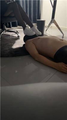 【Sera】小白鞋白丝玩贱奴 JS250614-10