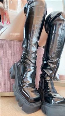 【玥樾】爬进来白给    250617-34