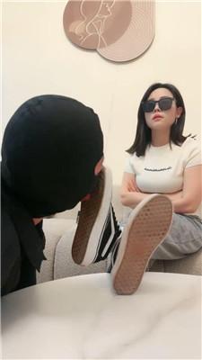 【辣姐】舔马桶-赏赐圣水-吃白袜 JS250621-23