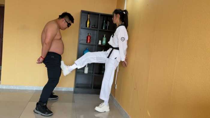 【蛋碎娇娃】『超S·联盟』踢到铁板的倒霉鬼 YC-250701