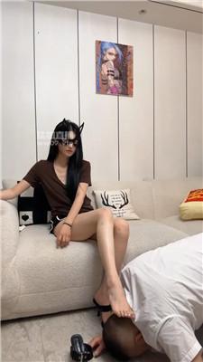 【皇家御姐】骑狗背-脚耳光-清理脏鞋玉足 bf55270