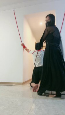 【薇薇】赏赐圣水-吊绑重度鞭打 JS250724-39