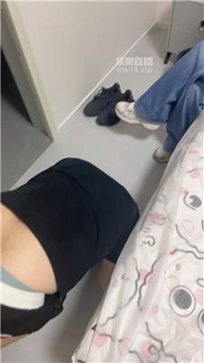 【安曼】台球助教黑丝脚虐杀【双视角版】 JS250909-30