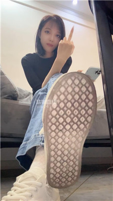 【酒鸽】白袜帆布鞋裸足    250920-10