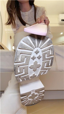 【黑心爱菜主子】肉丝白靴炸金    251030-5