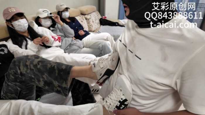 『chnnsct1818』抓住偷女生手机的小偷，圈踢耳光飞踹惩罚 YC-251129-3