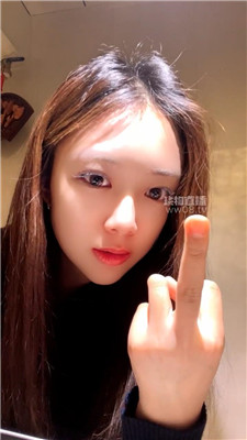 【萱萱子】肉丝盯S    251201-34