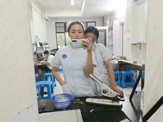 【00后蕬小乃】原味灰丝脚给女M深喉清胃