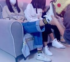 【精神小妹】精彩-素人群调原味鞋袜辱狗 bf20125