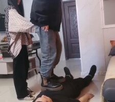 【吴迪】双S素人暴力耳光踩踏 bf24107