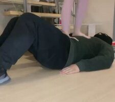 【文文】丝袜玉足全体重踩踏 bf24008