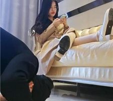 【嘉妮】气味控制-高跟丝袜脚喂食 bf35753