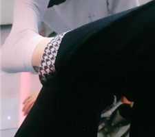 【冷妃】跪舔原味白袜裸足/吃袜/人肉脚垫 JS231217-7