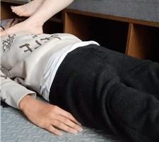 【苏州KK】裸足无意识踩踏地毯狗 JS240308-11