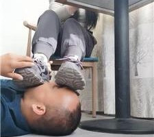 【西北傻子】脏运动鞋桌底无意识踩狗【双视角版】 JS240407-29