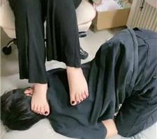 【小羊】裸足踩脚垫狂舔 JS240419-6