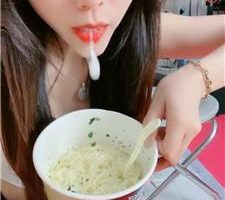 【奶萍】口水圣水泡面/清理脏鞋底/捆绑犬化/烟烫【完整版】 bf40579