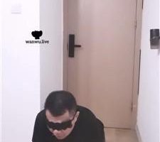 【上海汤圆S】跪舔裸足脏鞋/全体重踩踏【双视角版】JS240802-38