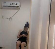 【泡泡】镜前羞辱-高跟踩踏 JS240808-13